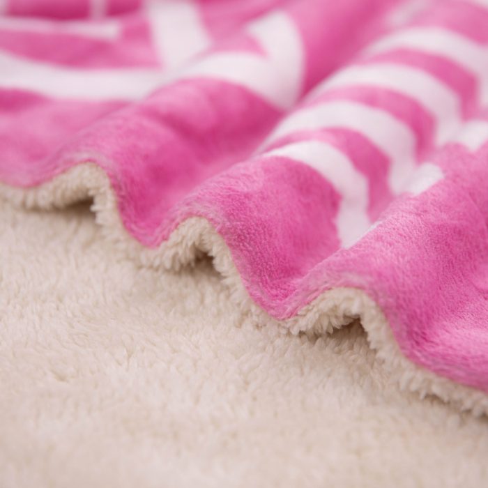 Microfiber Fleece Blanket Fetail