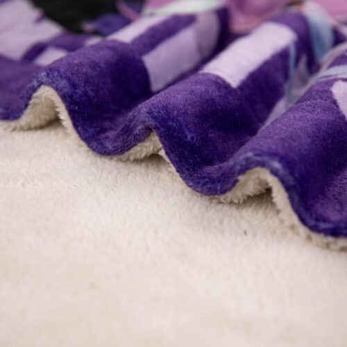 Pendleton Sherpa Fleece Blanket Detail