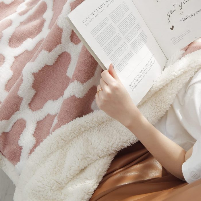 Soft Blanket Detail