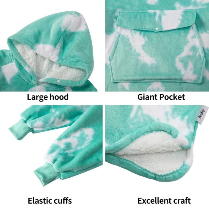 Hoodie Blankets Detail